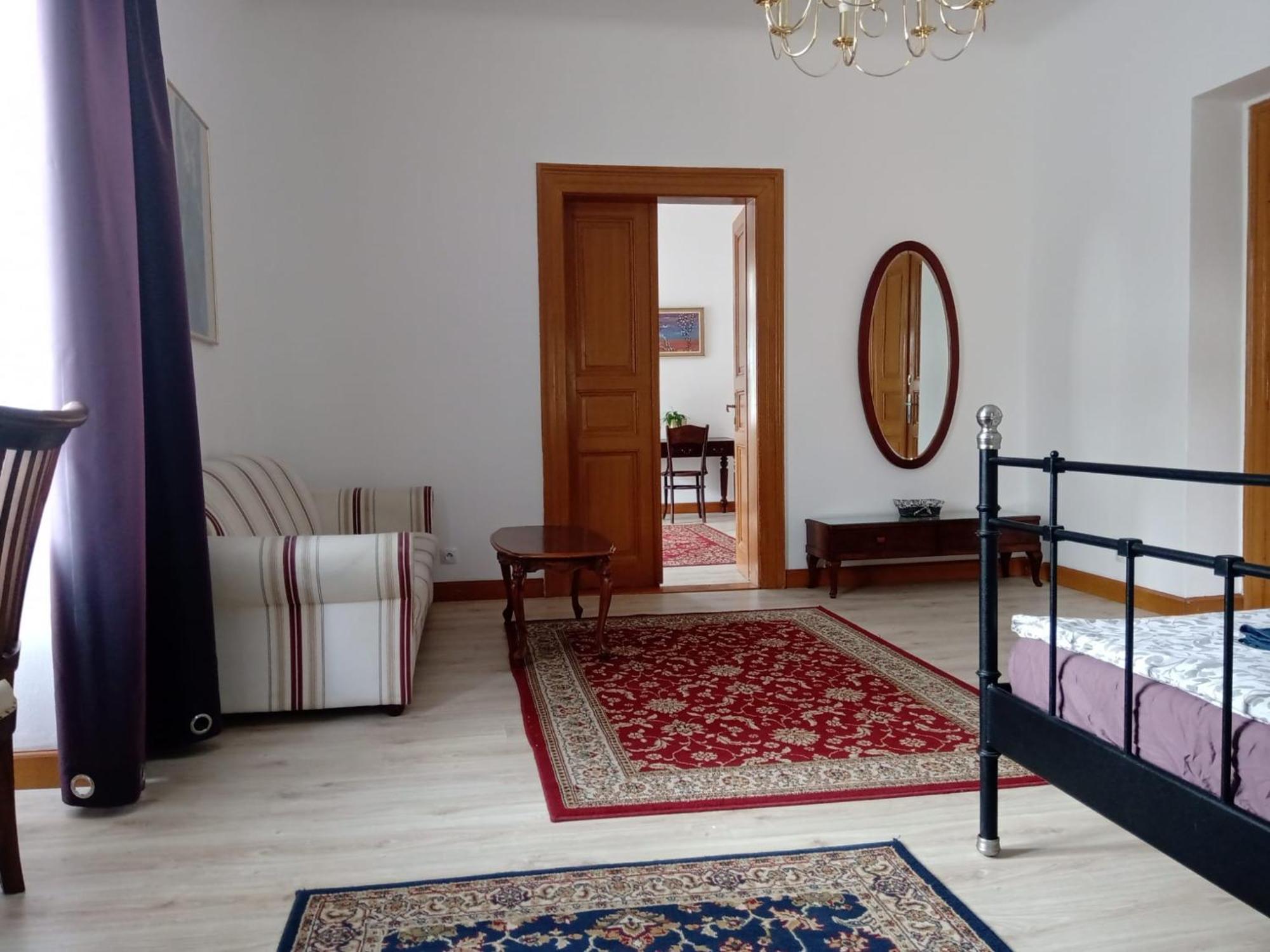 Historic Villa Apartments براغ المظهر الخارجي الصورة