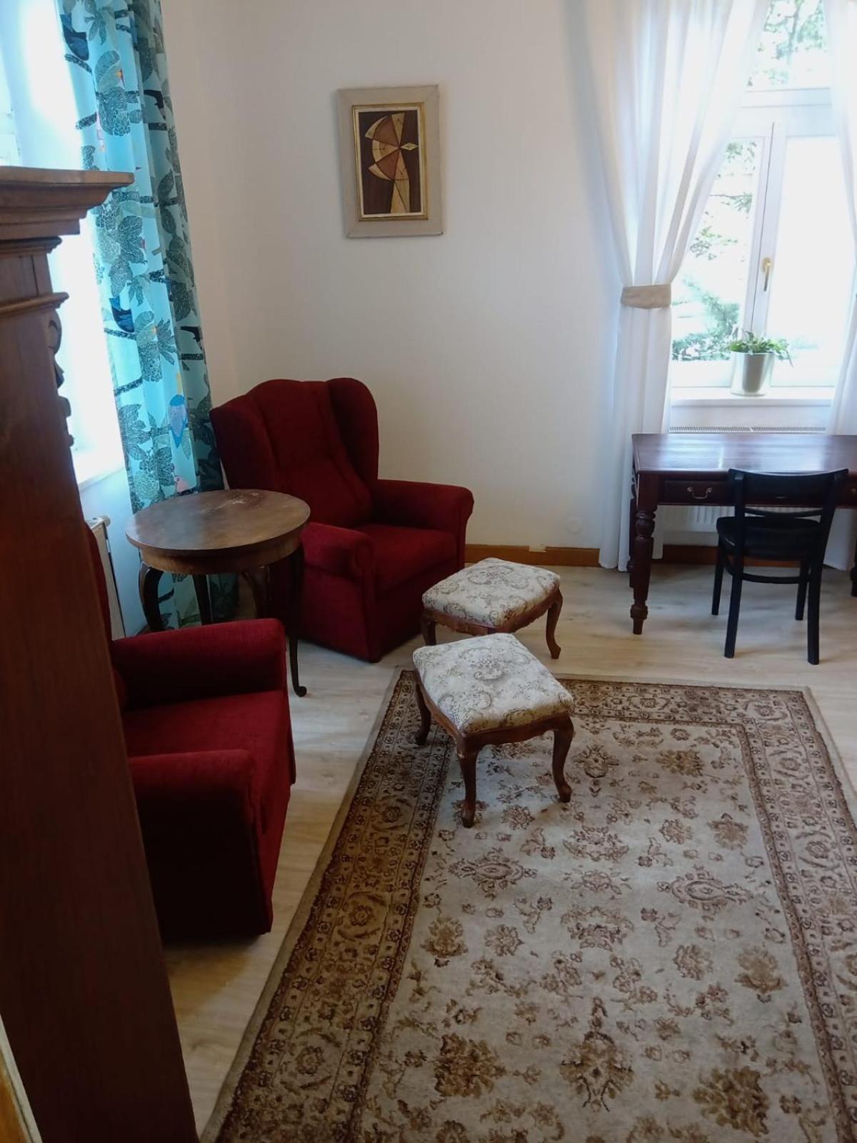 Historic Villa Apartments براغ المظهر الخارجي الصورة