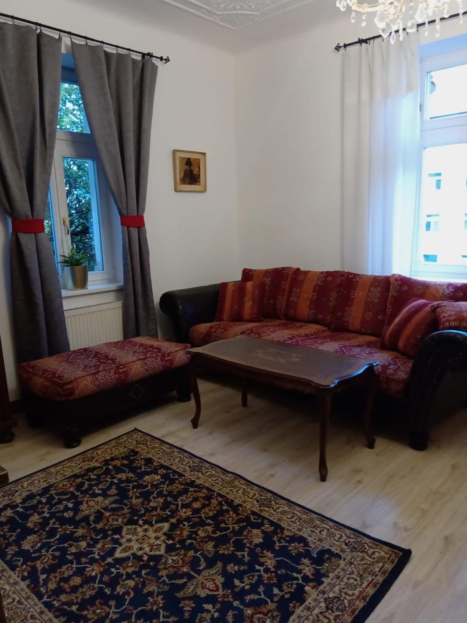 Historic Villa Apartments براغ المظهر الخارجي الصورة